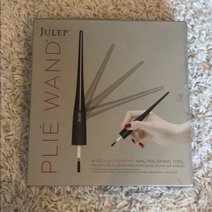 Julep Plié wand with accessories